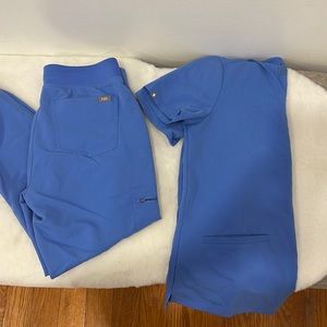 Figs set ceil blue set small